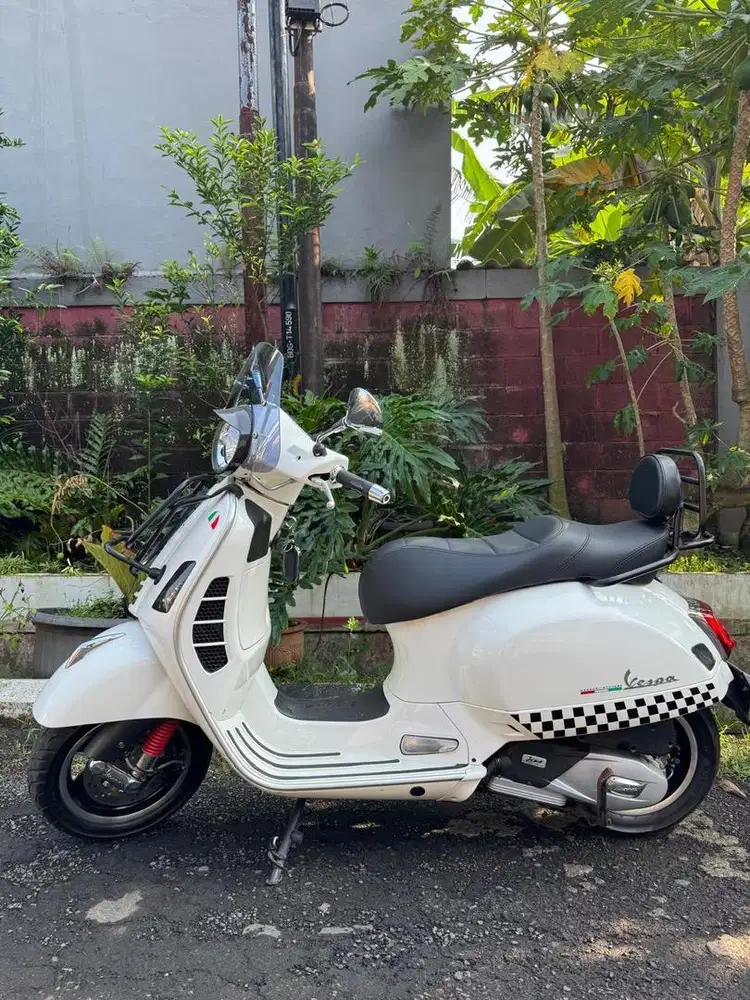 For sale vespa gts