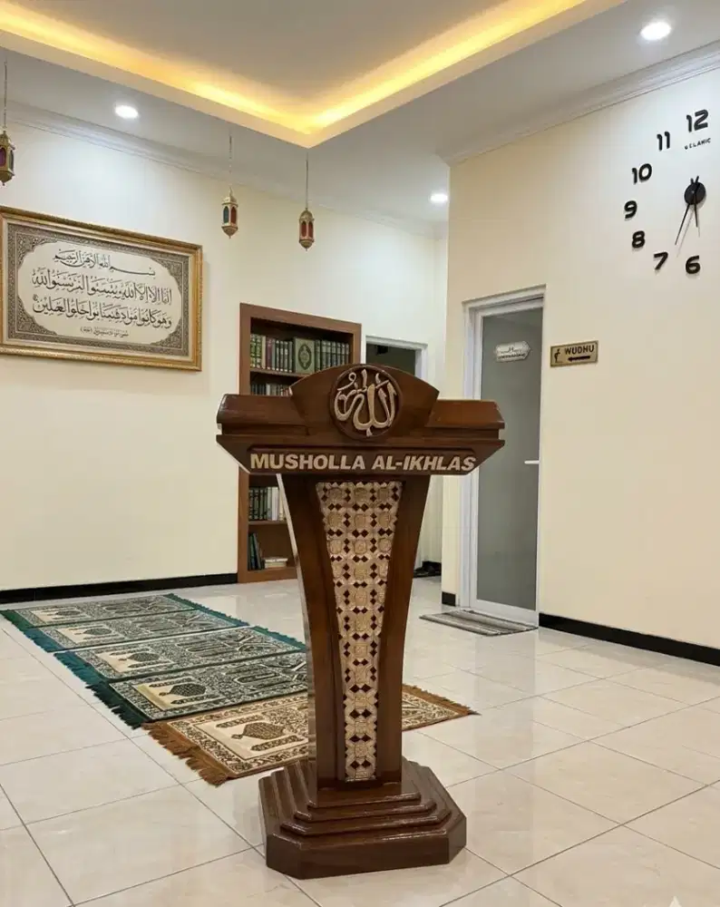 Podium pidato kepresidenan material full kayu jati finishing natural