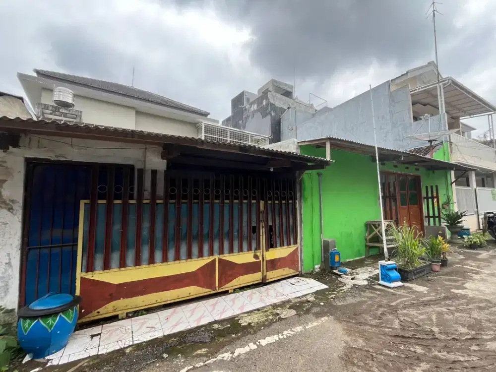 Rumah Hitung Tanah Bunga Merak 20mter ke Jalan Raya