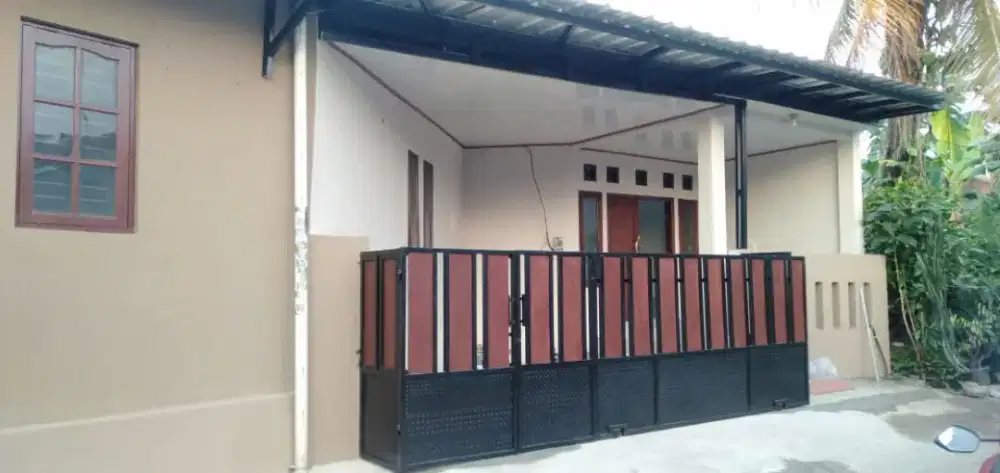 DISEWAKAN RUMAH NYAMAN BARU RENOV STRATEGIS MURAH
