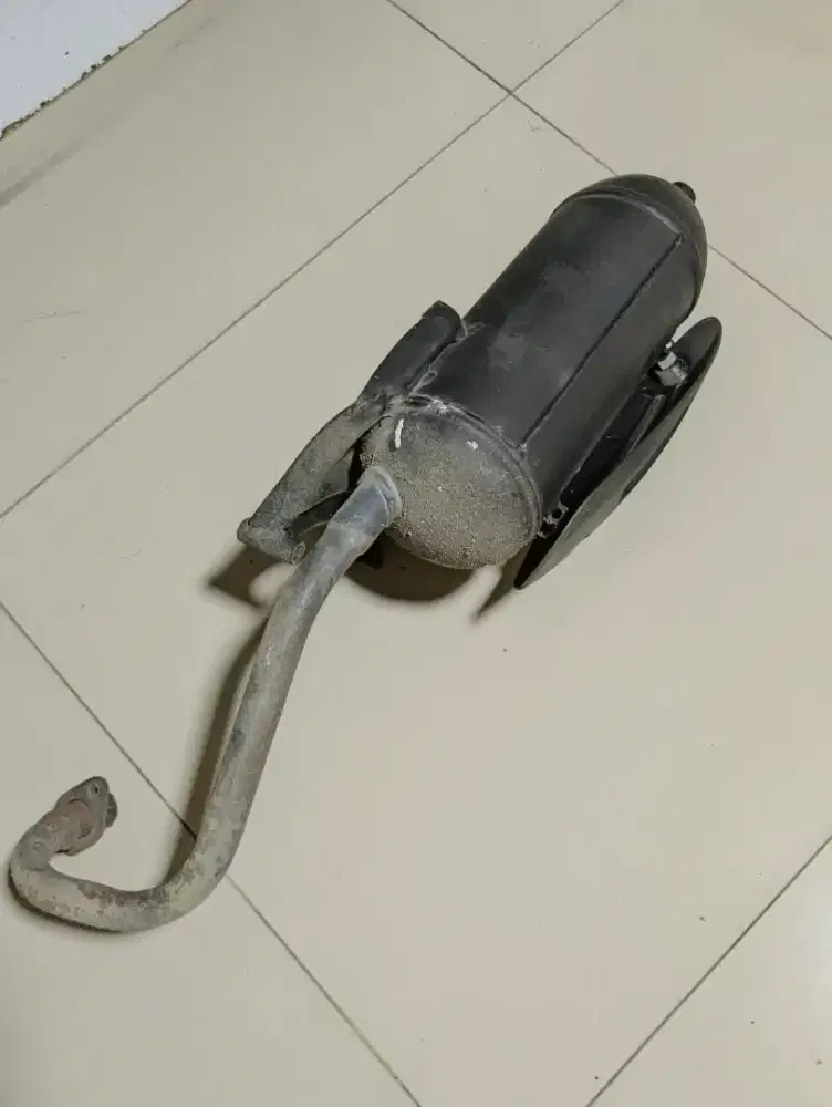 Knalpot original piaggio Zip