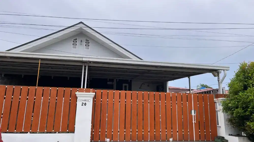 Rumah tinggal atau tempat usaha di ulak karang