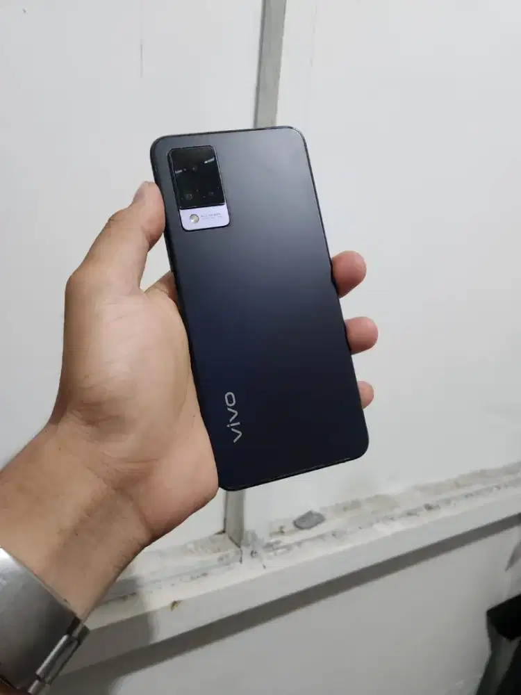 Vivo v21 ram 8/128