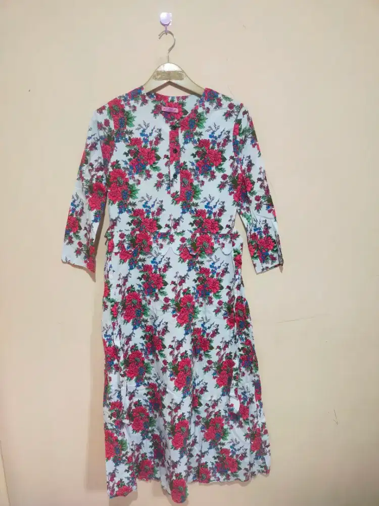 Gamis wanita cantik bunga