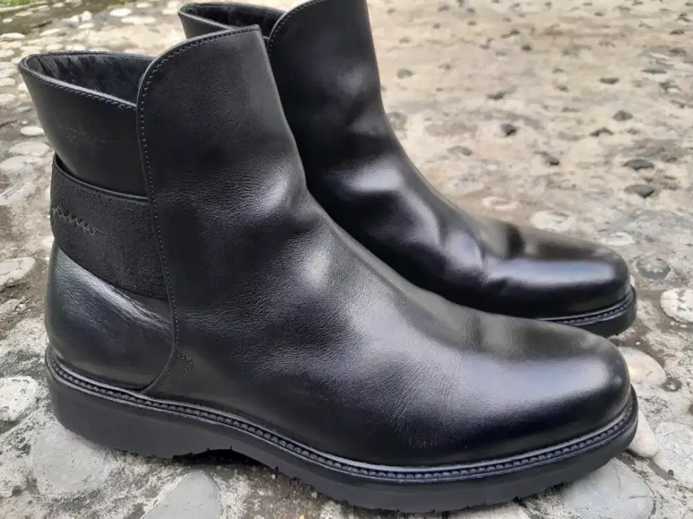 Sepatu Boot Salvatore Ferragamo Leather Mens Original