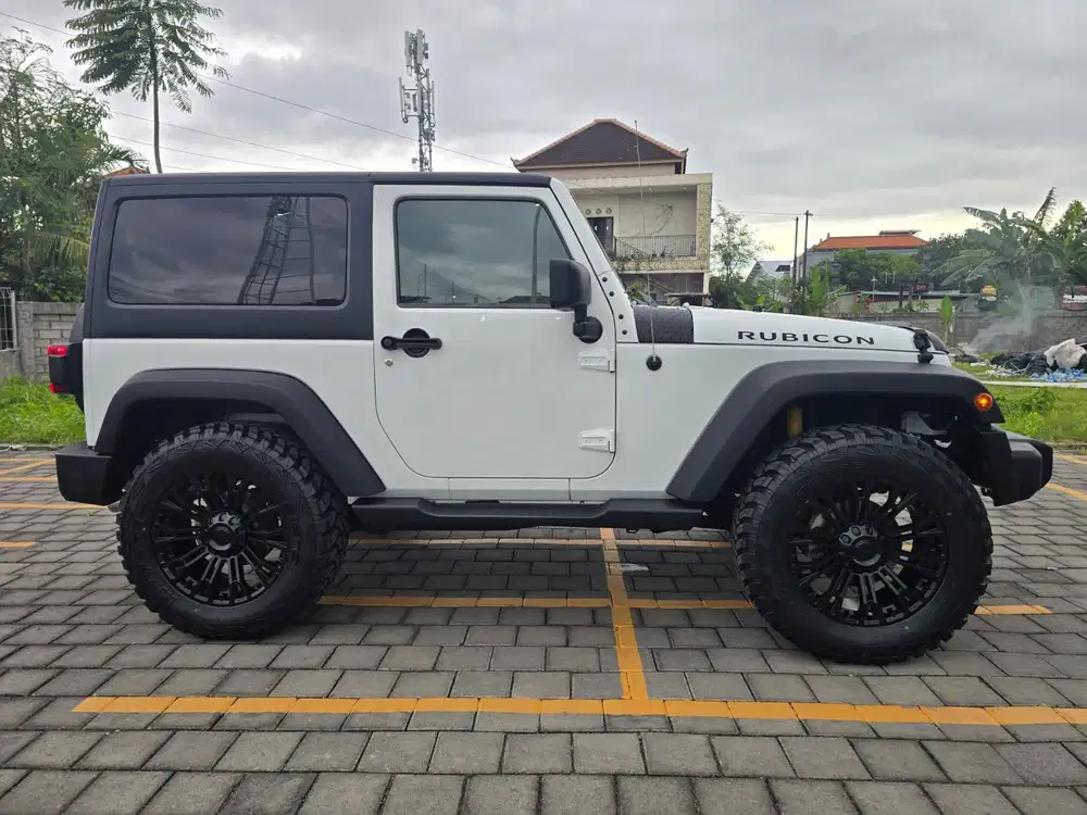 JEEP WRANGLER RUBICON 3.6 TAHUN 2012 PENTASTAR LOW KM 55.RB SUPER