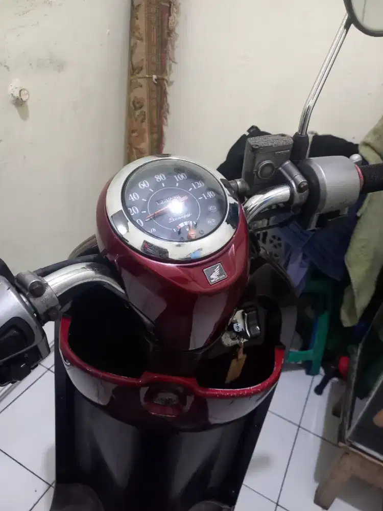 Scoopy th 2014 plat depok cinere