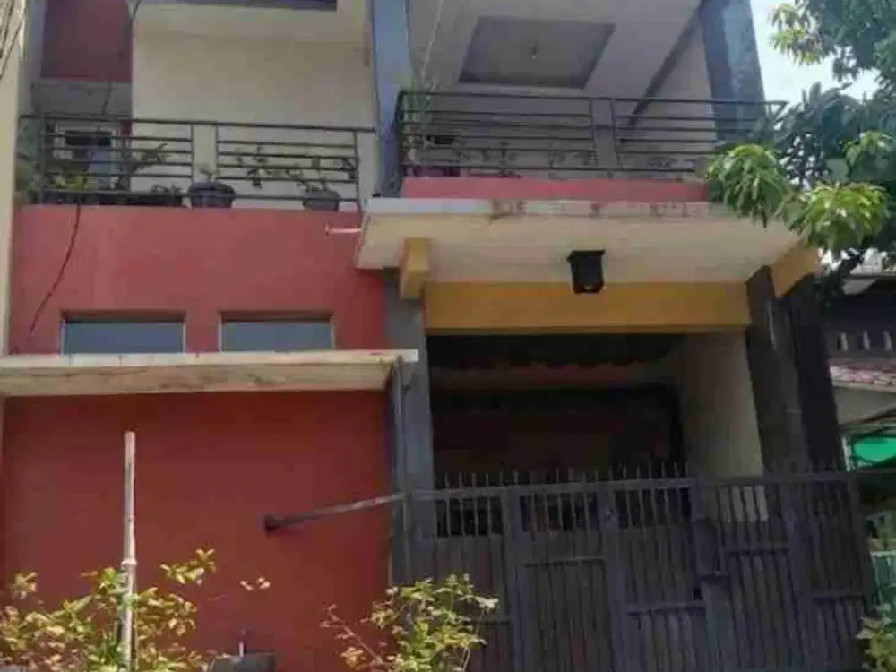 Rumah 2 Lantai di Pondok Timur Indah Mustikajaya, Bekasi