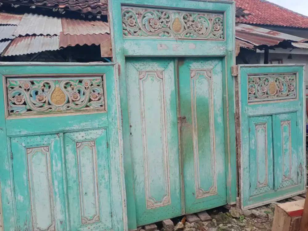 Pintu jendela lawasan