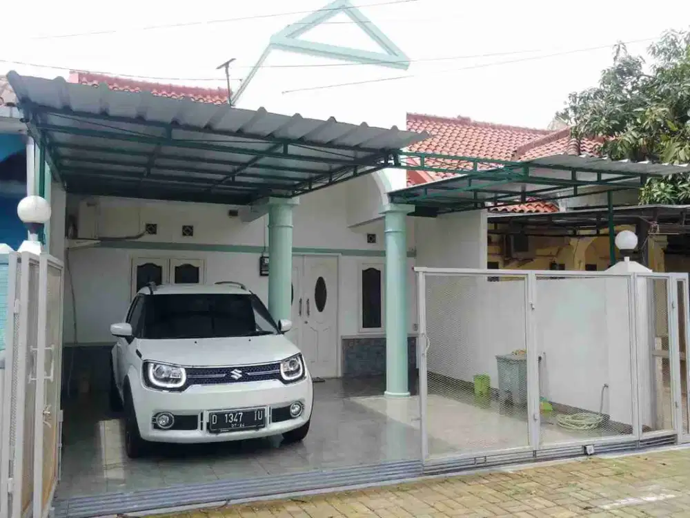 2LANTAI CLUSTER SAMPING PODOMORO BUAHBATU HARGA 625JT NEGO SEMI FURNISH