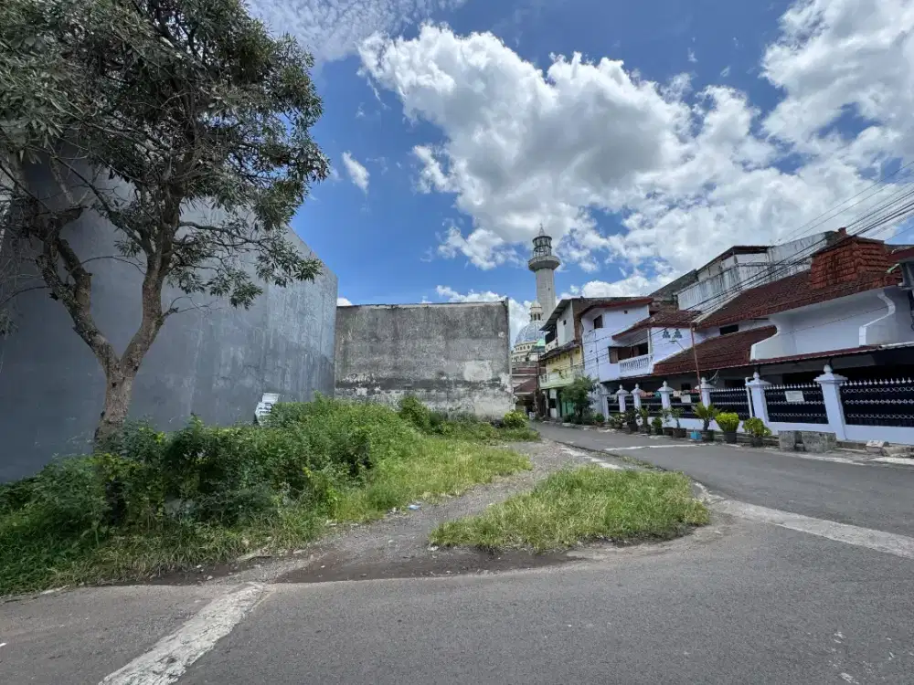 Tanah Pojok Area Jalan Sunan Ampel Gajayana Dekat Kamous UIN UB