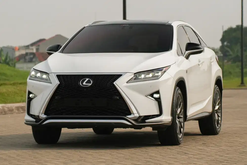 Silent Power! Lexus RX300 F-Sport 2018 Digital Speedo E300 c300
