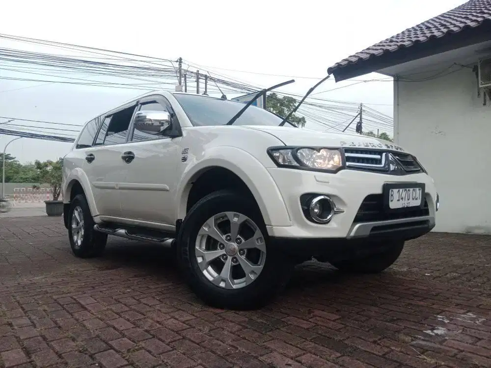 PAJERO SPORT DAKAR 2.5 VGT DIESEL AT A/T MATIC 4X2 2015