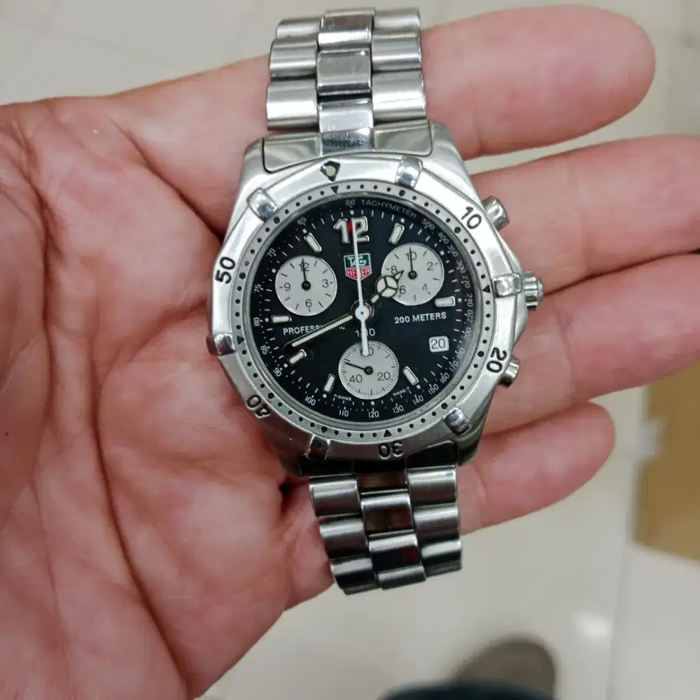 Tag Heuer 2000 Chronograph