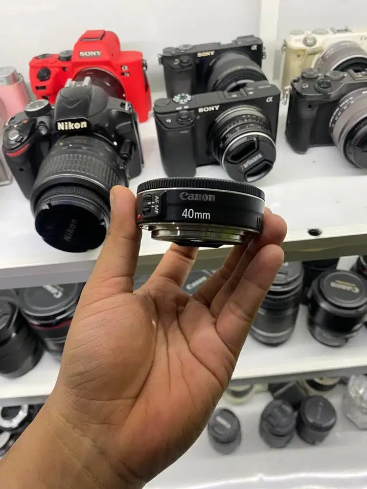 Lensa fix canon 40mm STM mulus siap pakai