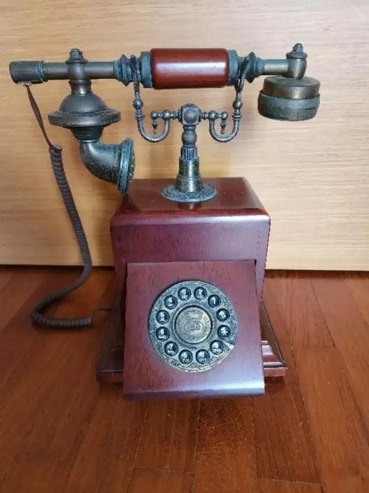 Telepon antik rotary dial antik second pajangan