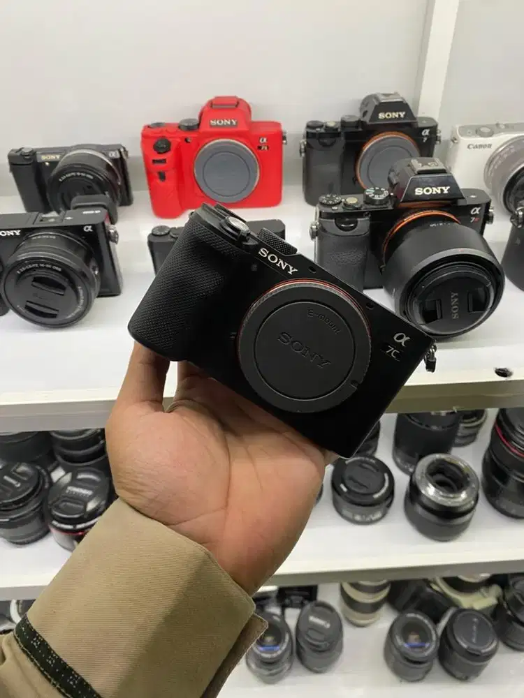 Kamera mirorles sony A7C normal body only fullset box