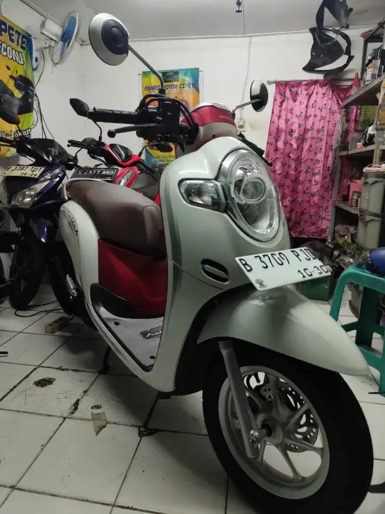 Honda Scoopy Tahun 2020 Km Rendah