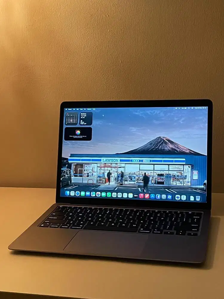 MacBook Air 2020 M1 8/256