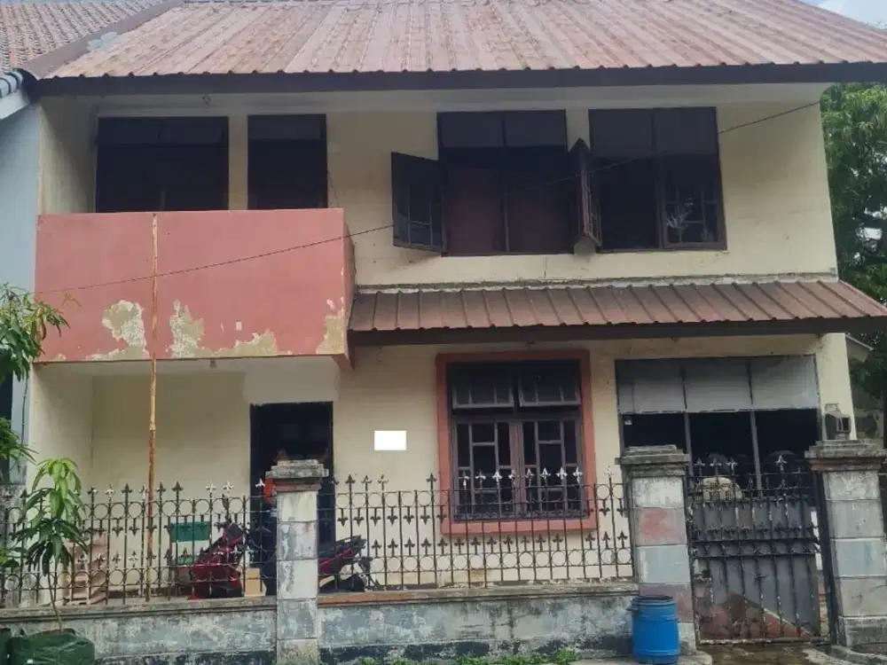 Dijual Rumah Luas di Cempaka Putih Timur Jakarta Pusat