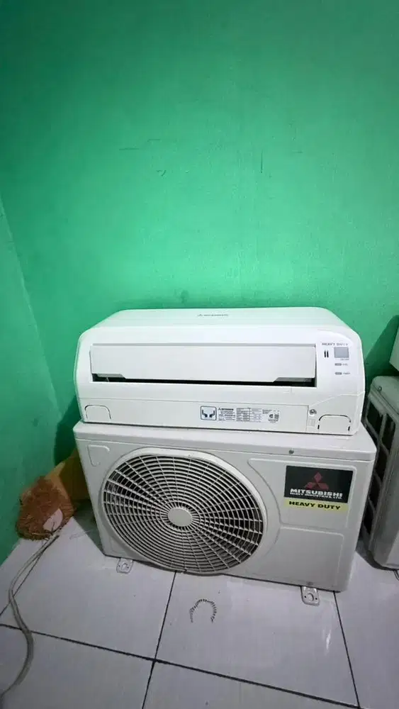Ac mitsubishi 1/2 pk