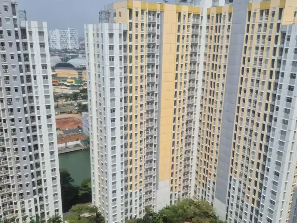 Dijual Apartemen Springlake Tower Azolla View Pool Kota Bekasi