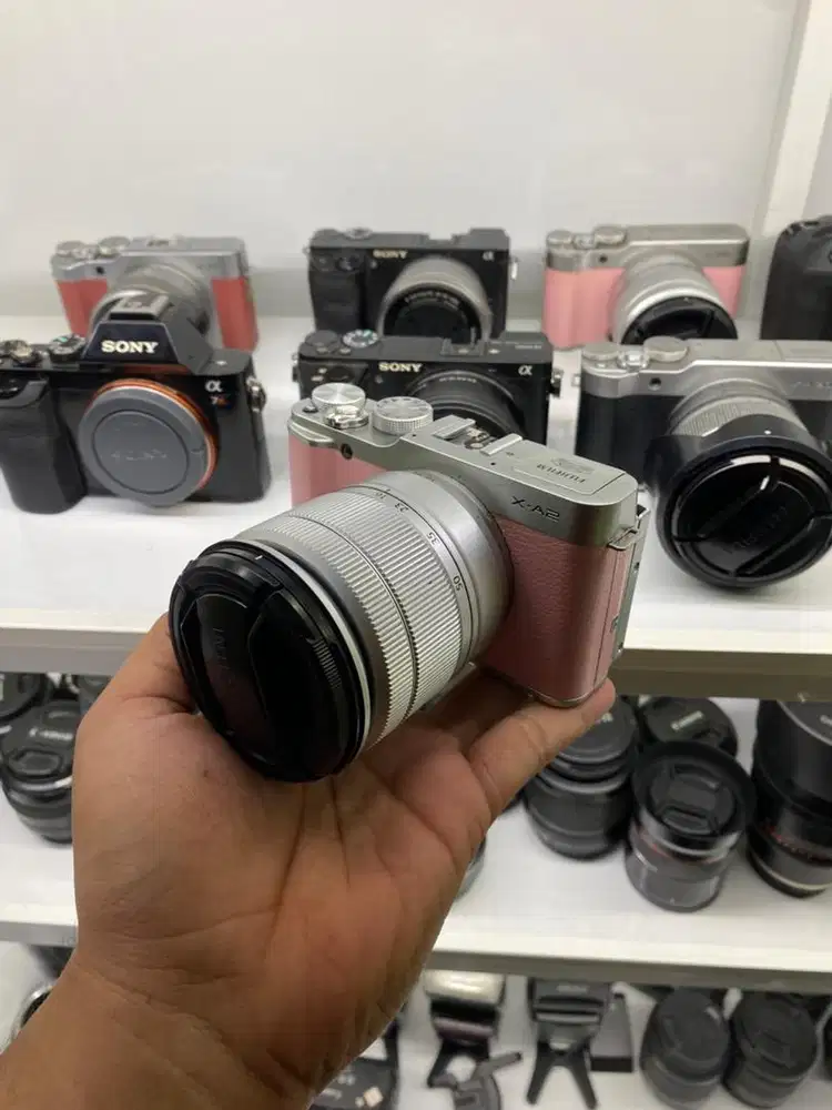 Kamera mirorles fujifilm XA2 normal lensa kit normal bergaransi