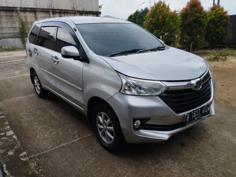 Xenia r 2017 manual