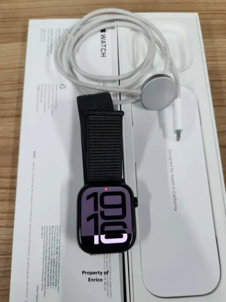 Apple Watch Series 10 46mm GPS Jet Black ex Blibli
