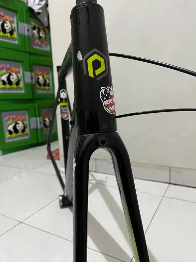 Frameset Polygon Strattos S4  ukuran L