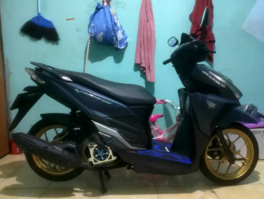 VARIO OLD CC 150 2018 udh ganteng