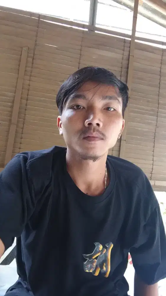 Cari pekerjaan apa aja yg penting halal