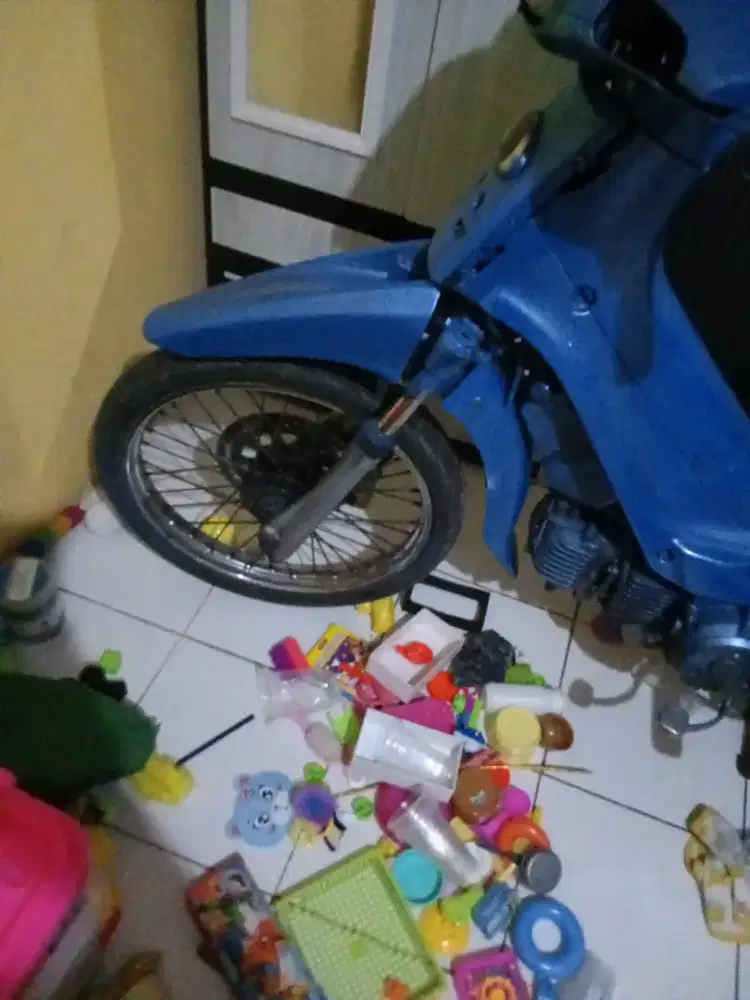 Motor Kaze antik
