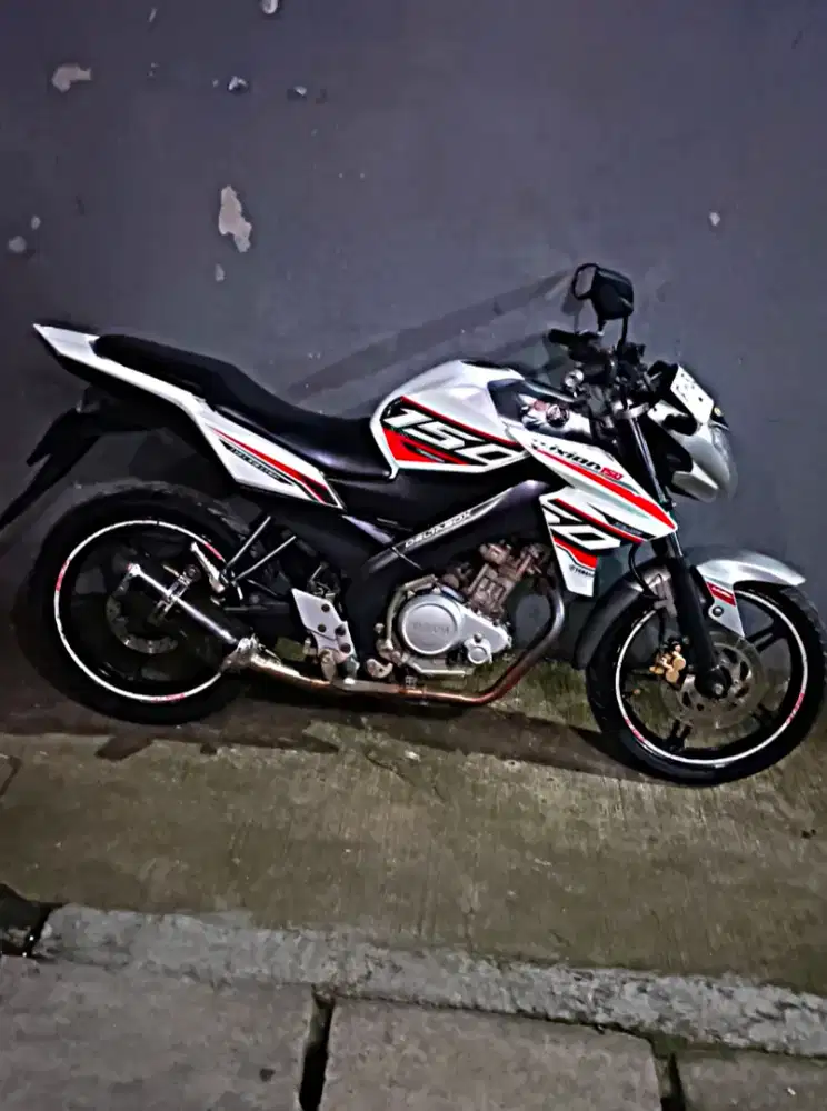 Yamaha Vixion new 2015 Lengkap tinggal pakai