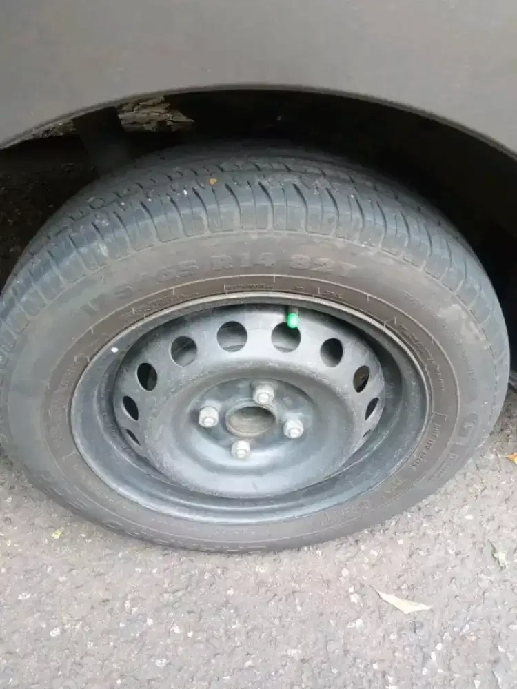Velg dan ban ori sigra murah