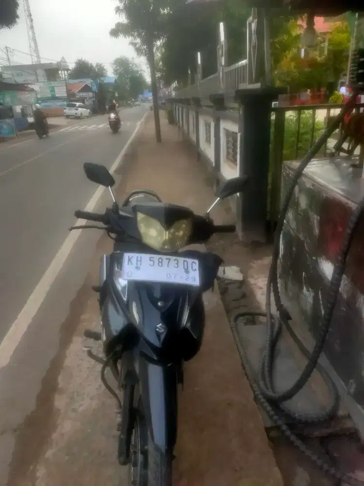 Shogun RR 125 Hitam