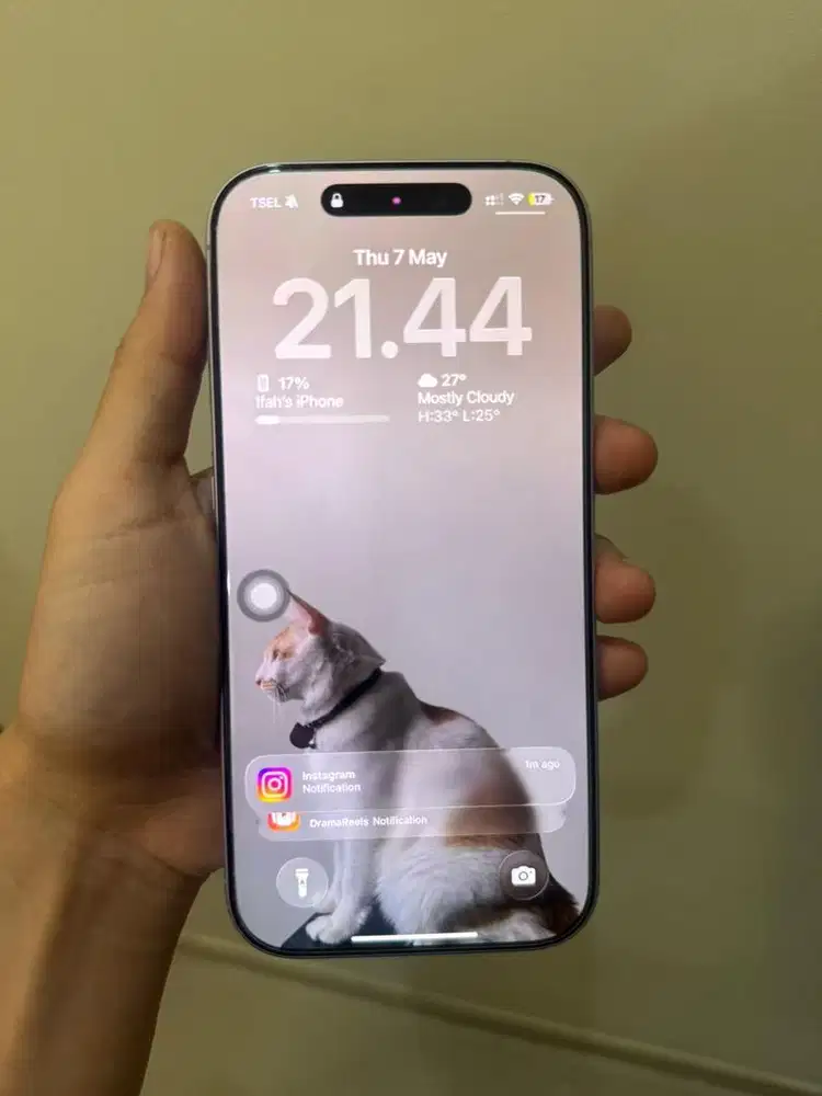 Iphone 17 256 gb garansi resmi ibox