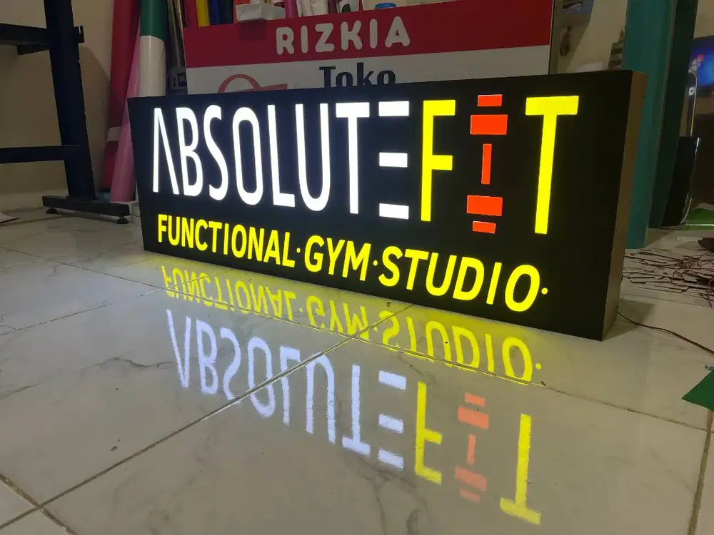 Tukang Reklame Neon Box dan Huruf Timbul Bandung