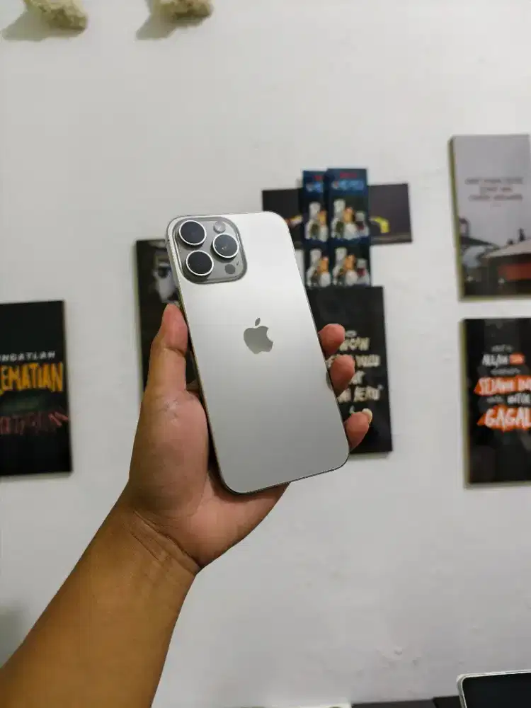Iphone 16 promax 256gb ibox natural titanium fullset mulus like new