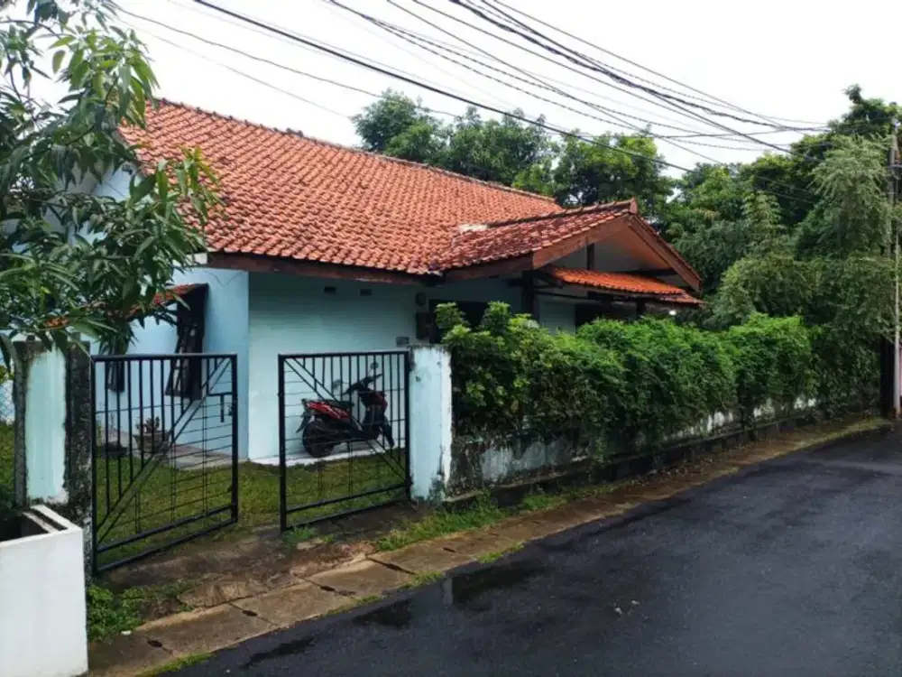 DIJUAL RUMAH DI KAWASAN KOMERSIAL Lokasi Strategis Pasar Minggu – Jakarta Selatan