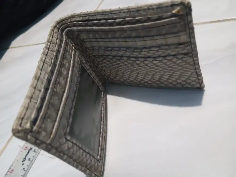 DOMPET KULIT ASLI
