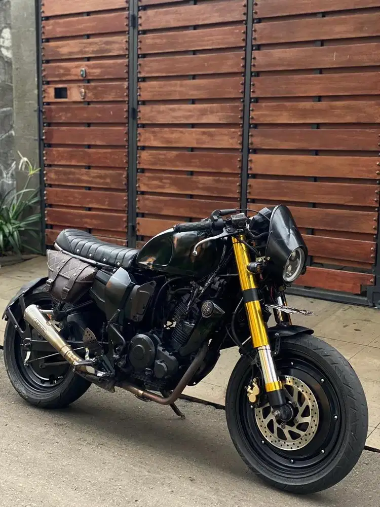 Caferacer Basic Yamaha Byson