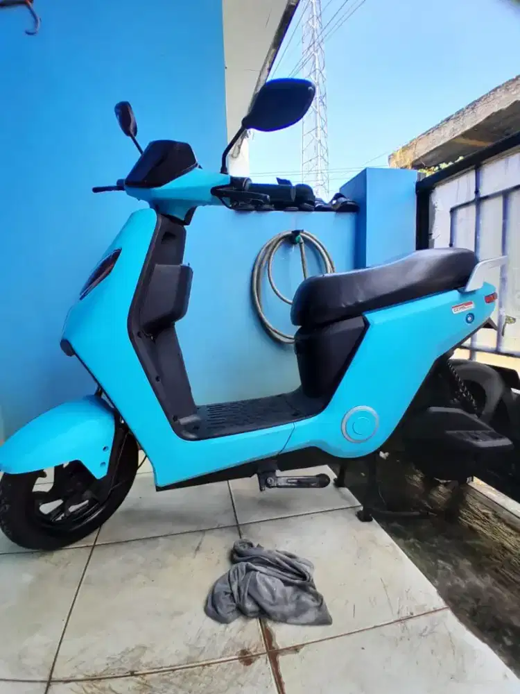 2.6nett  d75  masih mulus batre awett kuat