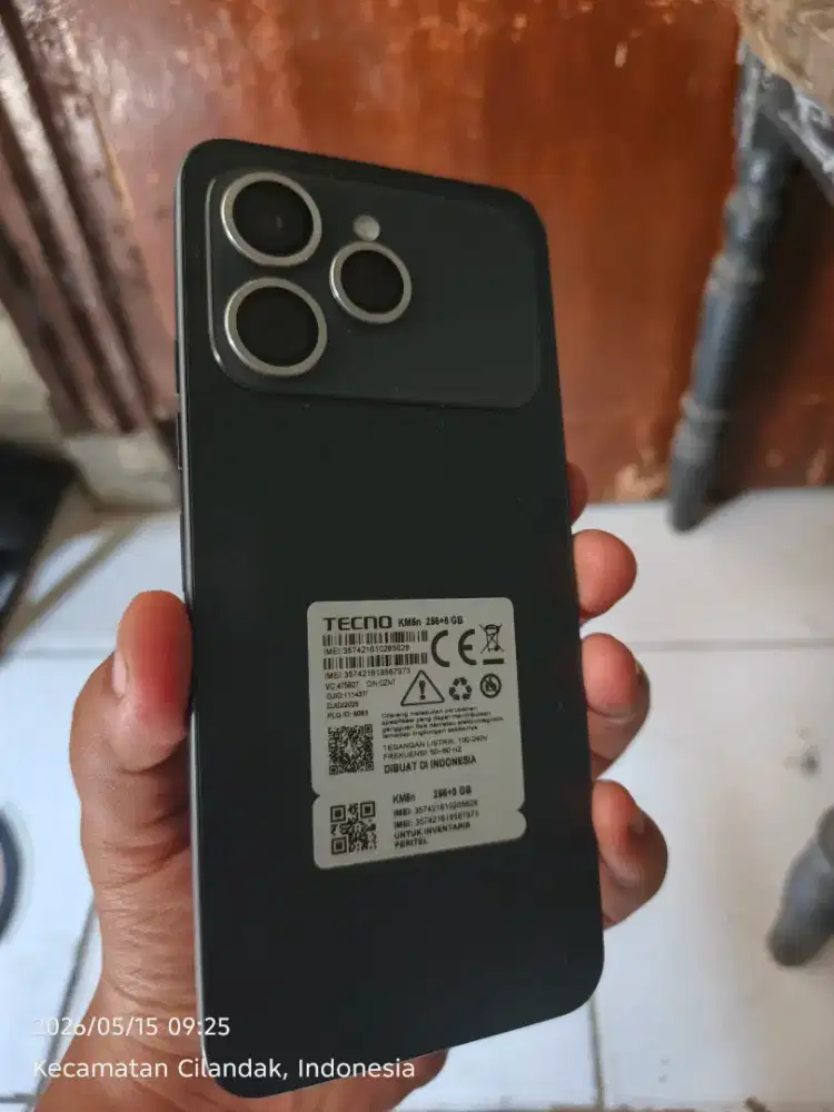 Tecno spark 40 8/256 4G