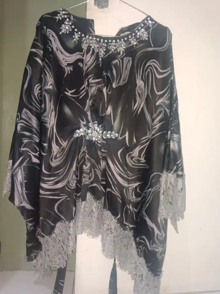 PRELOVED BAJU KAFTAN
