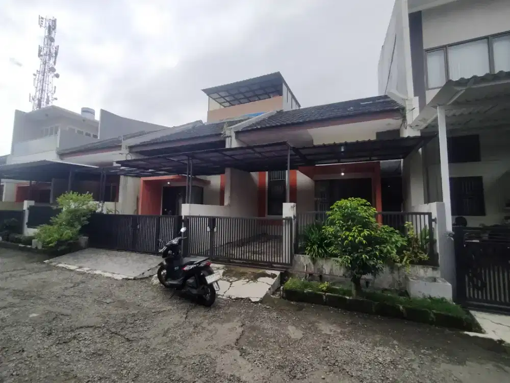 JUAL CEPAT RUMAH DALAM CLUSTER ELIT BATUJAJAR REGENCY DEKAT TOL