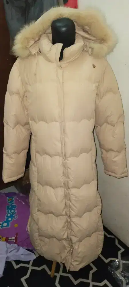 Jaket musim dingin tebal