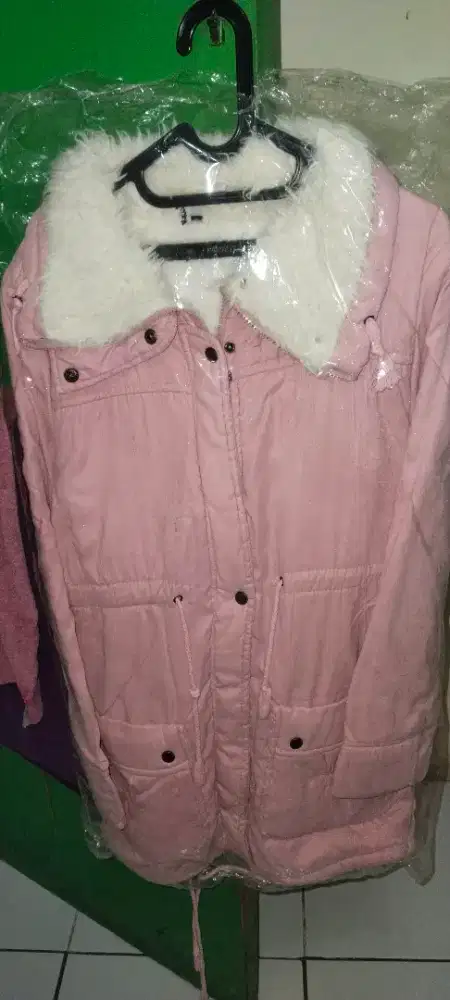 Jaket tebal hangat