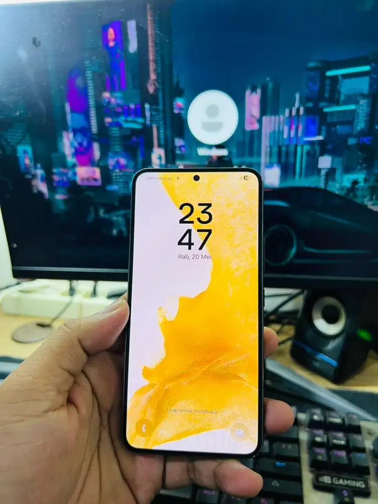 SAMSUNG S22 8/128gb sein