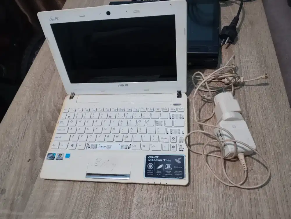 Laptop/notebook bekas (Asus + Lenovo thinkplus)